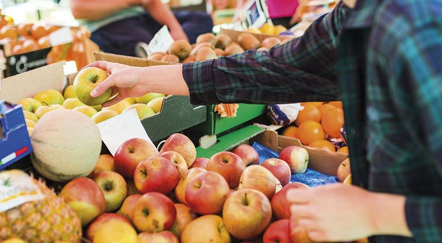 person-buying-fruits-and-vegetable_20201220-200458_1