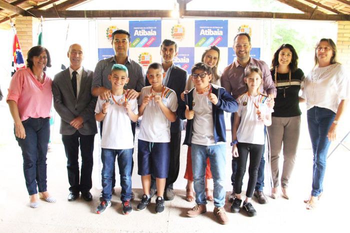 PREFEITURA DE ATIBAIA PREMIOU ALUNOS QUE OBTIVERAM CONQUISTAS NA 22ª OBA