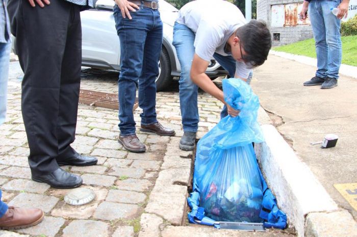 PREFEITO SAULO TESTOU TECNOLOGIA DE BUEIROS INTELIGENTES NO MUNICÍPIO